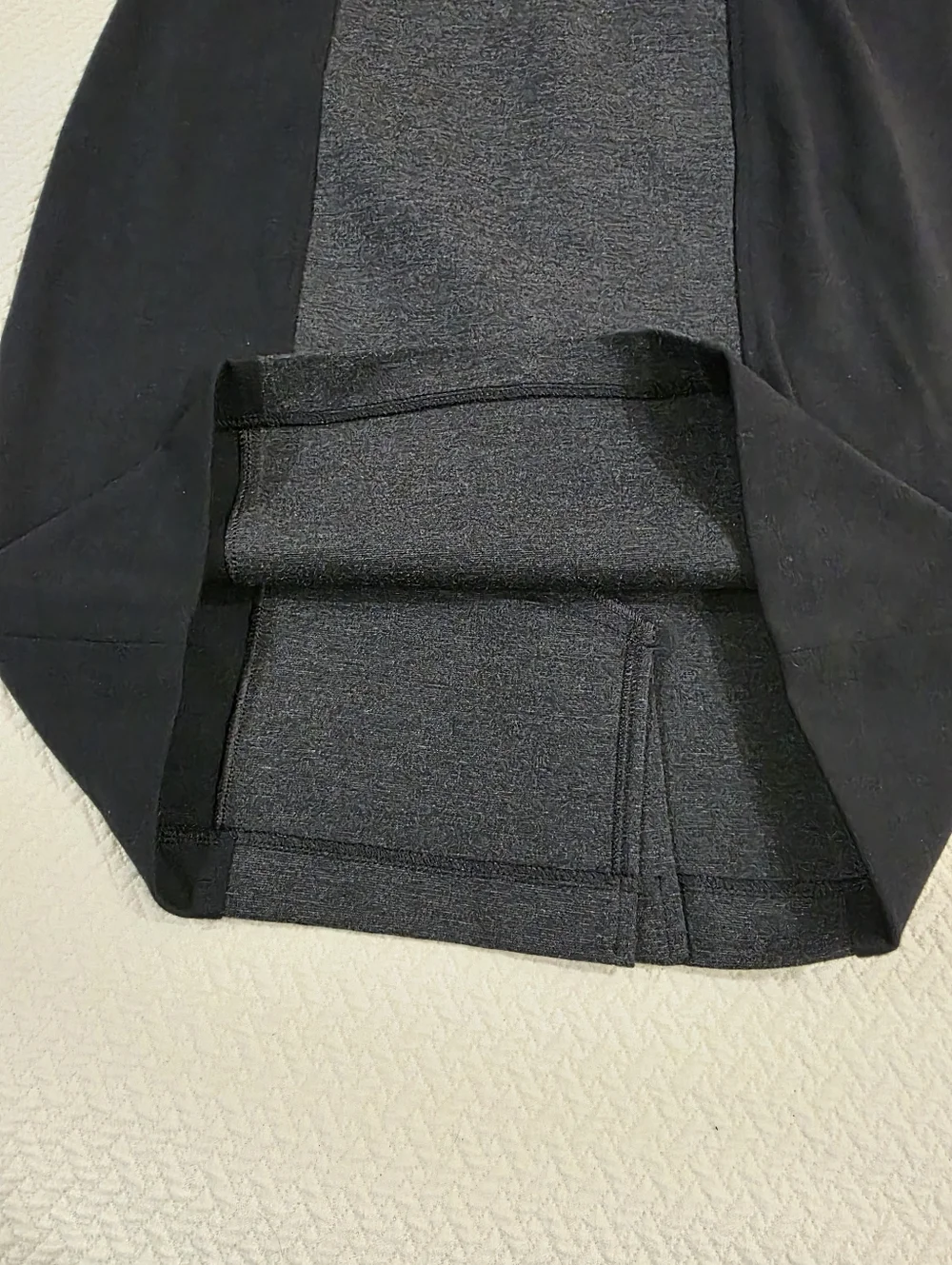 Nicole Miller Colorblock Pencil Skirt - Black & Grey Size Medium Classic Office